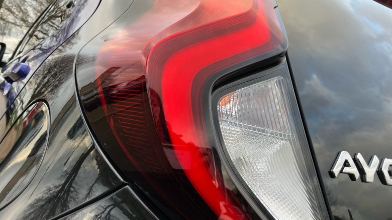 Toyota Aygo X 1.0 VVT-i Edge 5dr Auto Petrol Hatchback